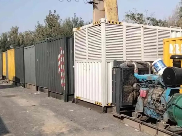 安塞200KW柴油发电机机组每小时油耗是多少?